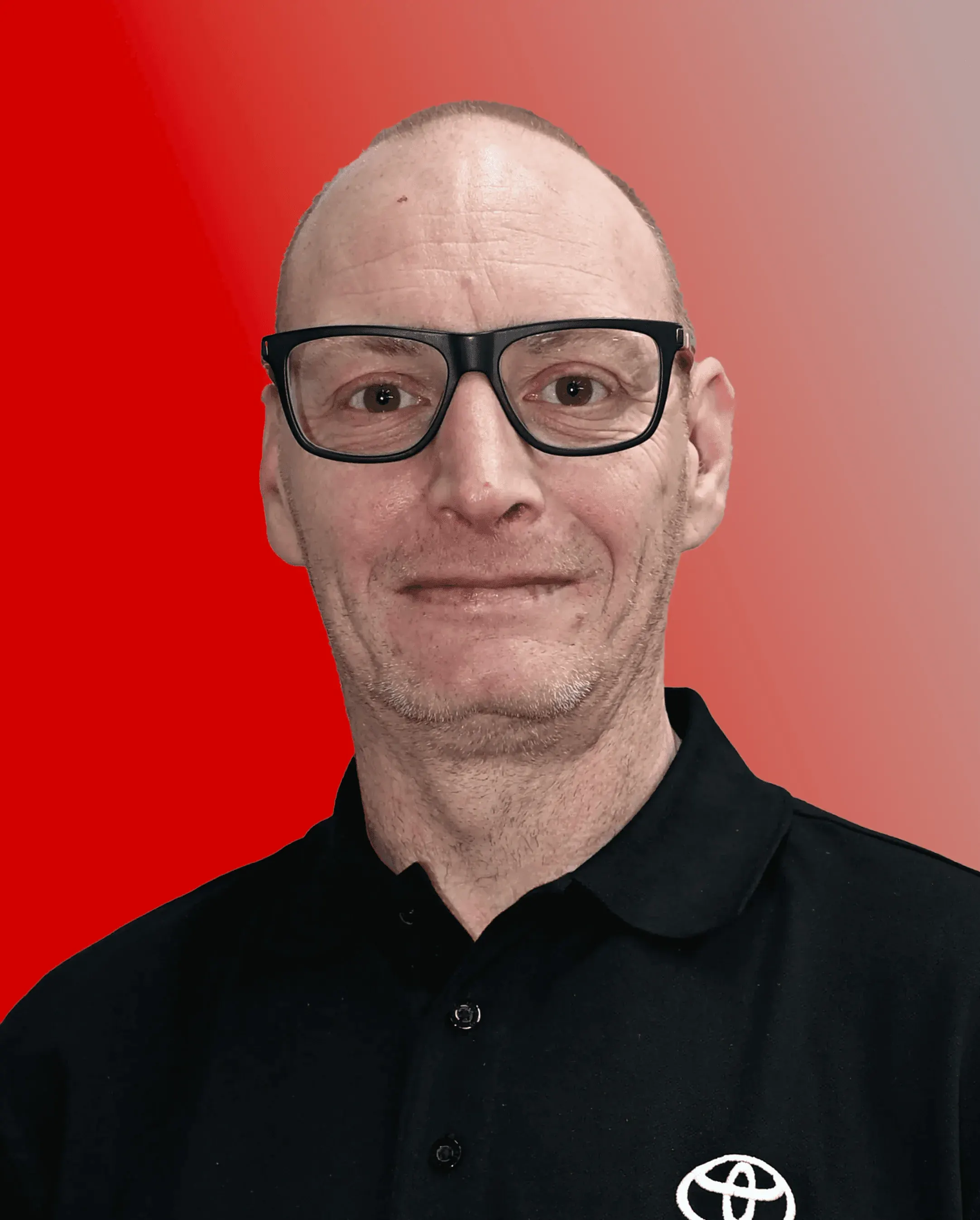 René vom Team der Auto Hebeisen AG – Spezialist für Lackierarbeiten und Carrosserie im Toyota Betrieb in Krauchthal.